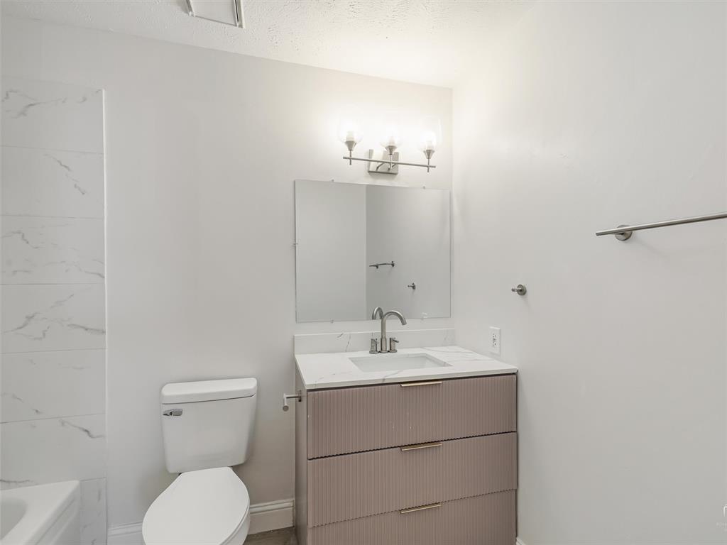 4314 Arrowwood Street Property Photo 11