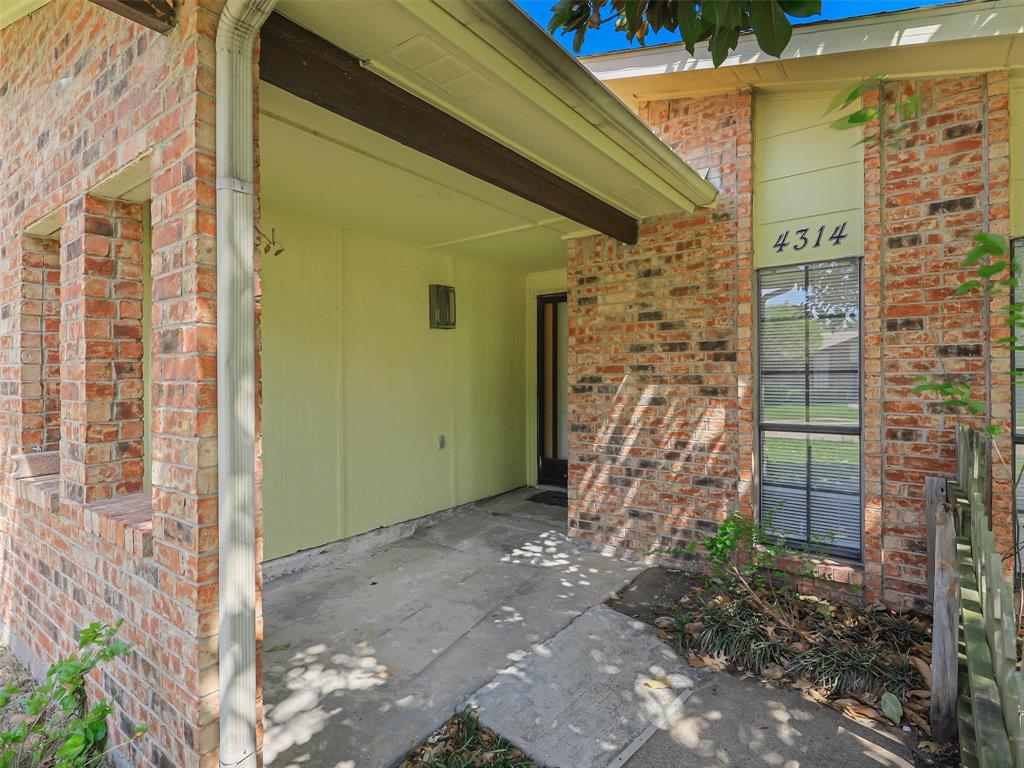 4314 Arrowwood Street Property Photo 19