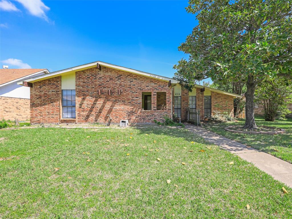 4314 Arrowwood Street Property Photo 20