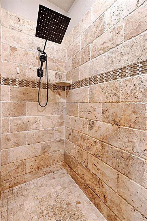 2435 Valley View Drive Property Photo 21