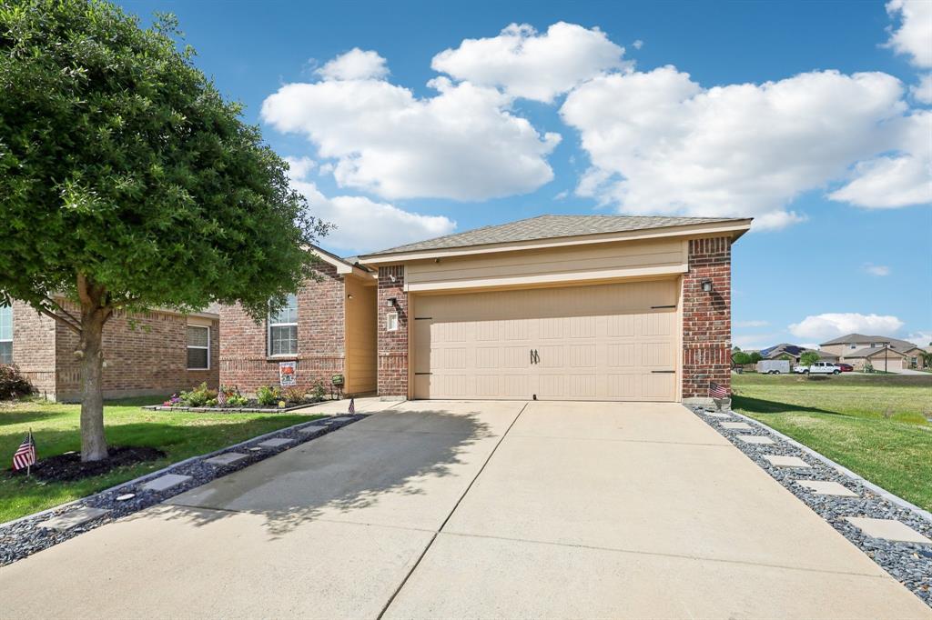 1220 Juniper Property Photo 1