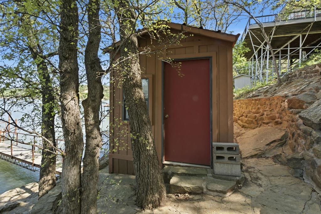 330 Chism Trail Property Photo 23