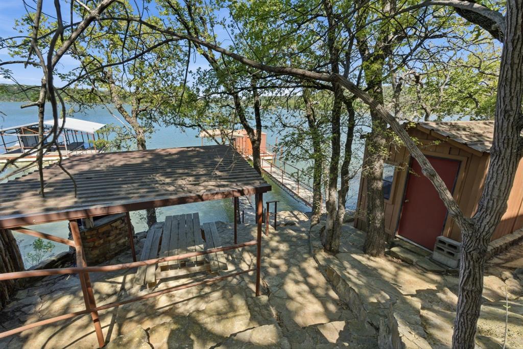 330 Chism Trail Property Photo 25