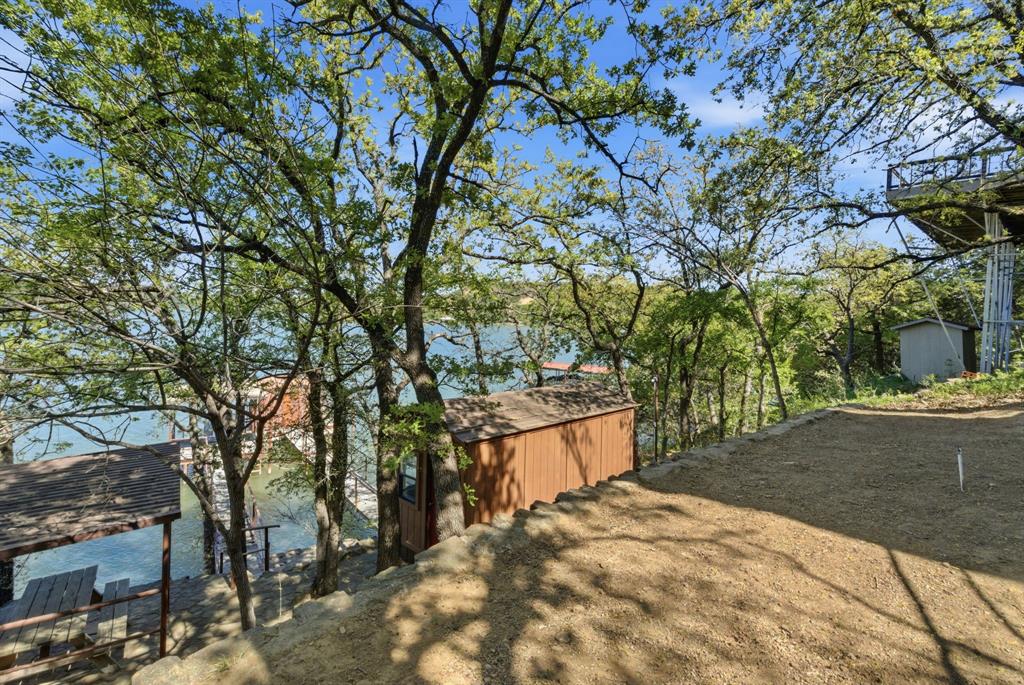 330 Chism Trail Property Photo 27