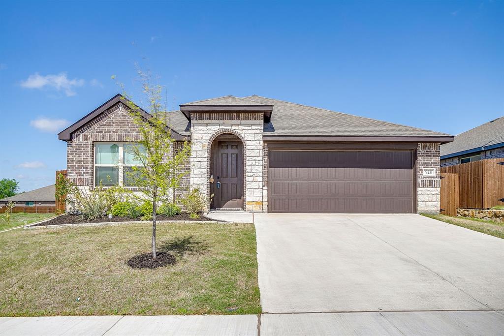 928 Ridgehurst Drive