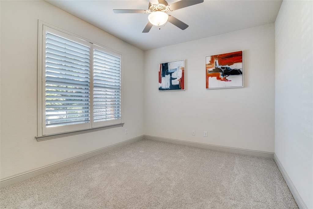 1842 S Legendary Reef Way Property Photo 4