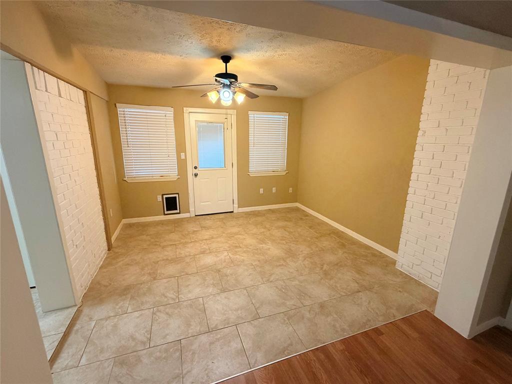 2051 Embassy Way Property Photo 5