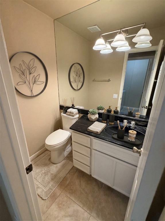 2051 Embassy Way Property Photo 10