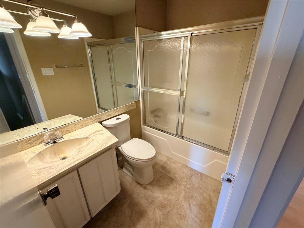 2051 Embassy Way Property Photo 19