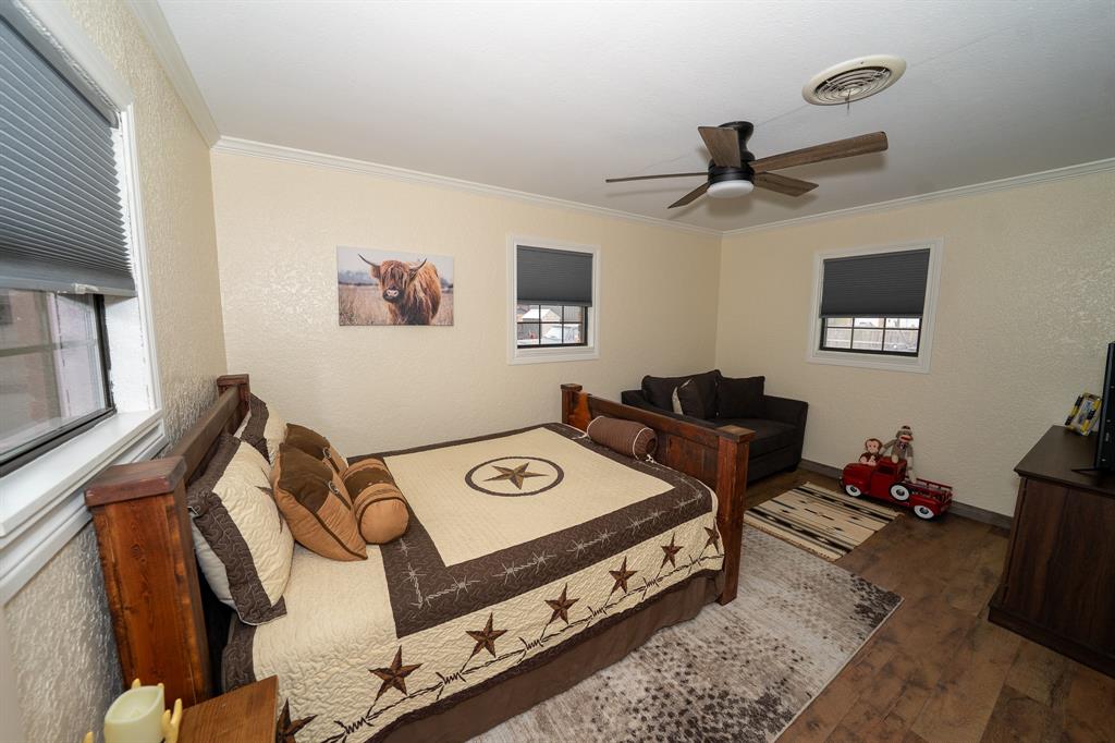 455 5th Property Photo 16
