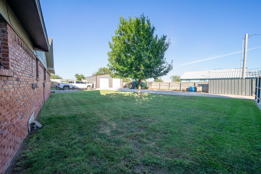 455 5th Property Photo 24