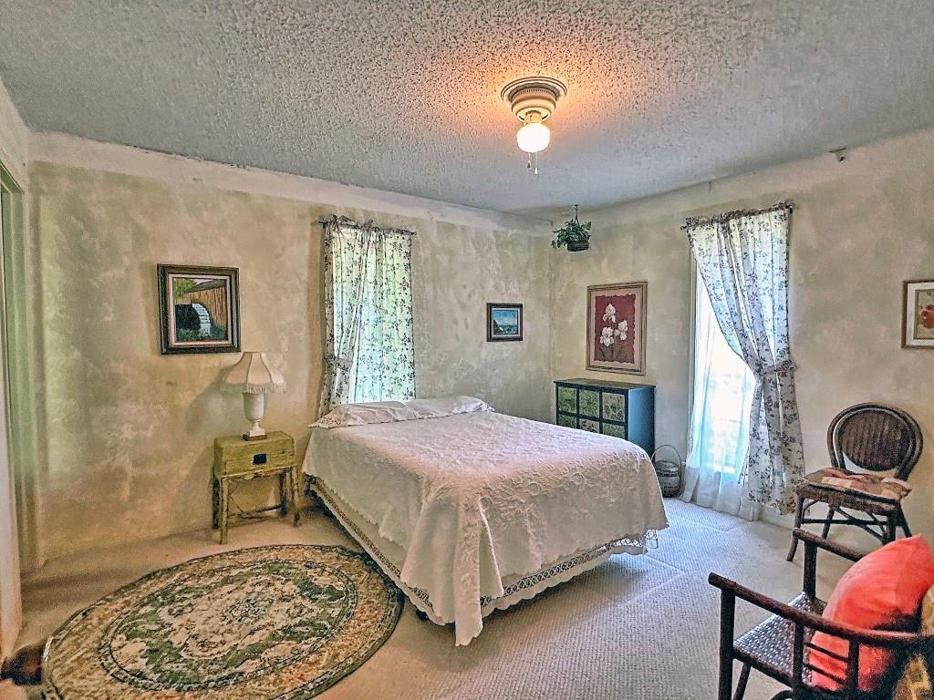 2307 Crystal Drive Property Photo 9