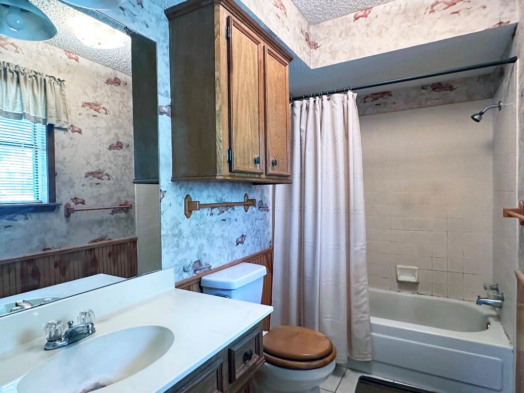 2307 Crystal Drive Property Photo 10