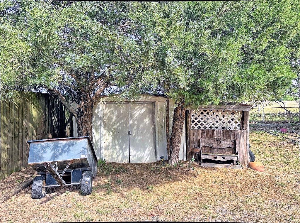 2307 Crystal Drive Property Photo 15
