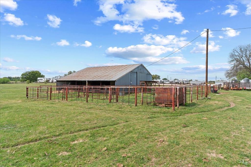 806 Dennis Road Property Photo 15