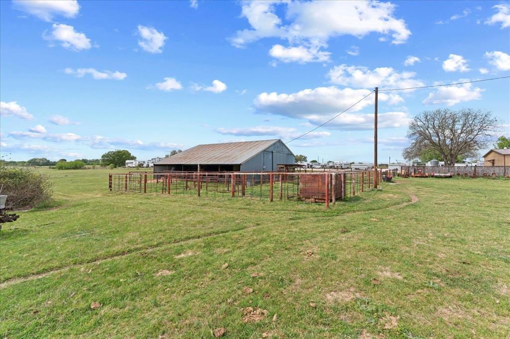 806 Dennis Road Property Photo 16