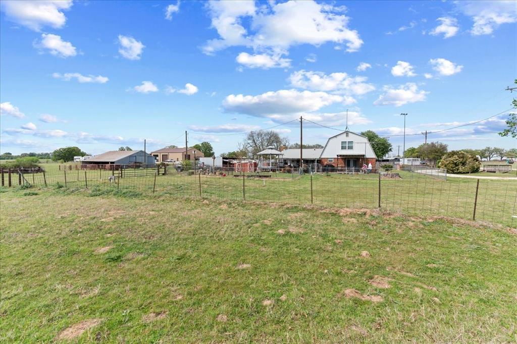 806 Dennis Road Property Photo 18