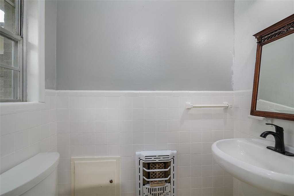 12956 Adger Road Property Photo 18