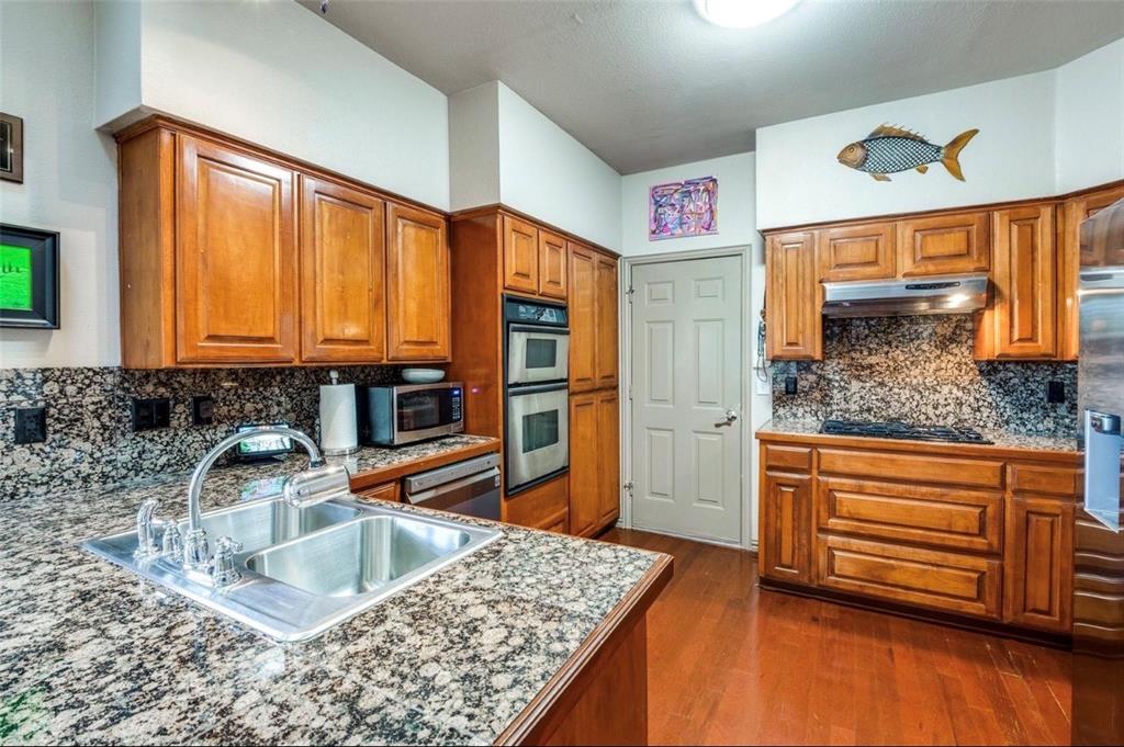 196 Cove Drive Property Photo 12