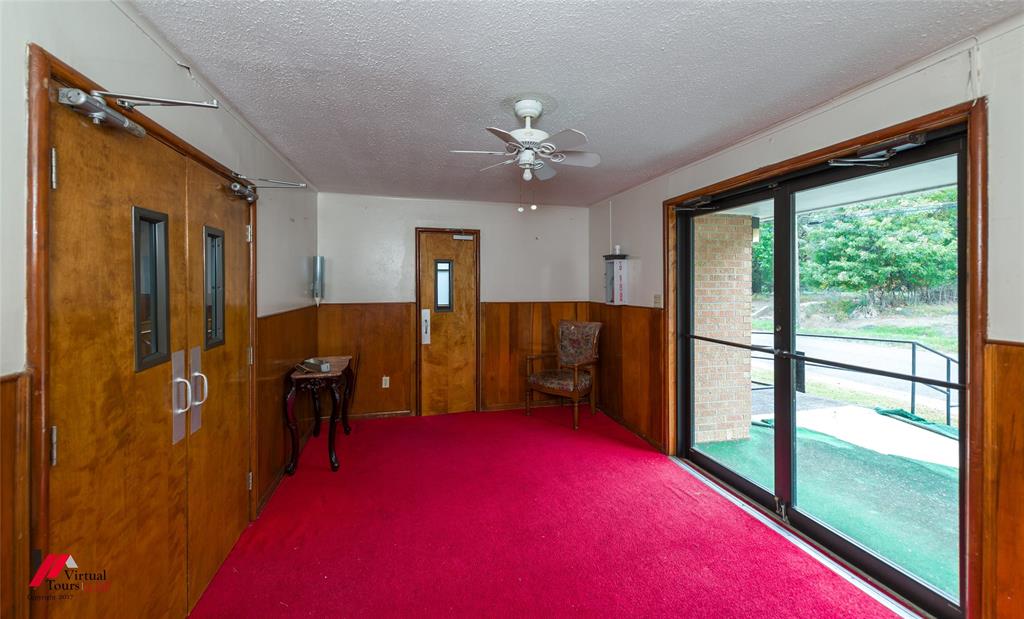 1535 Myrtle Street Property Photo 6