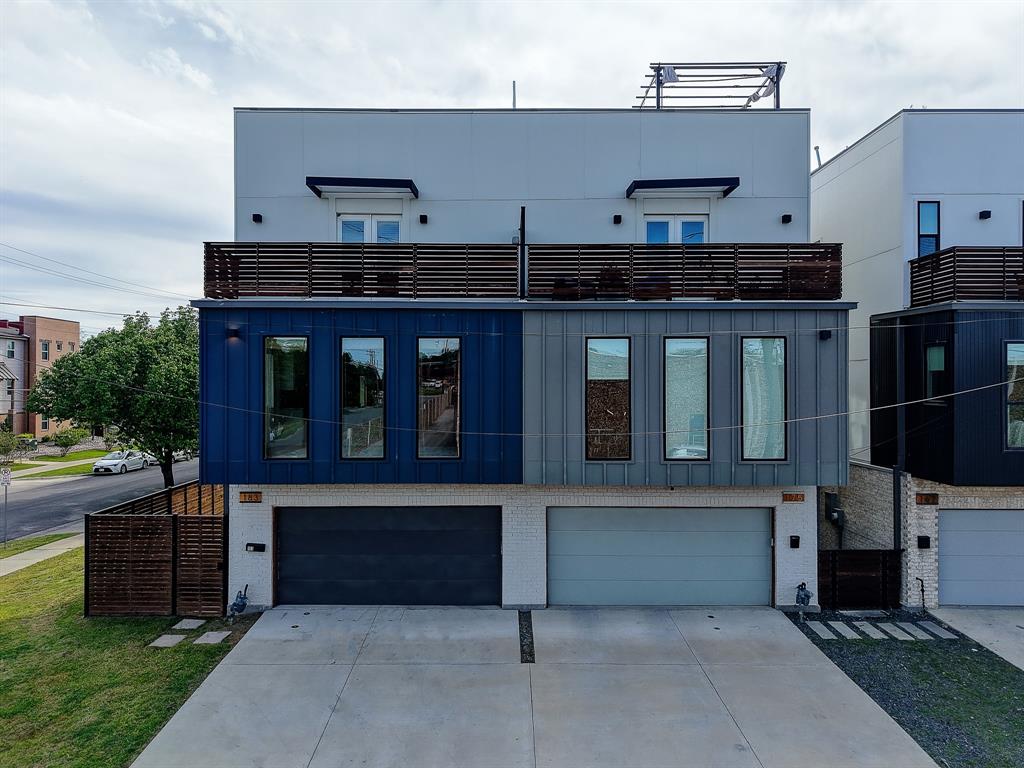 183 S Prairie Avenue Property Photo 1