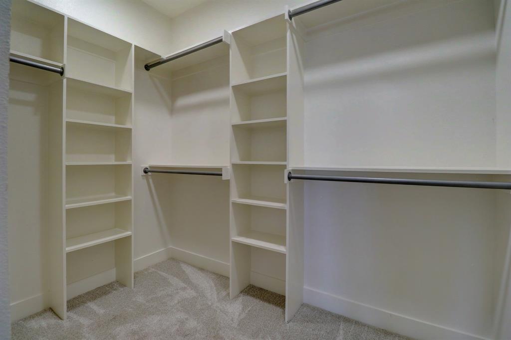 183 S Prairie Avenue Property Photo 25