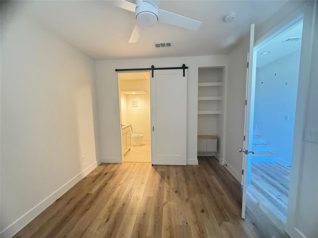183 S Prairie Avenue Property Photo 35