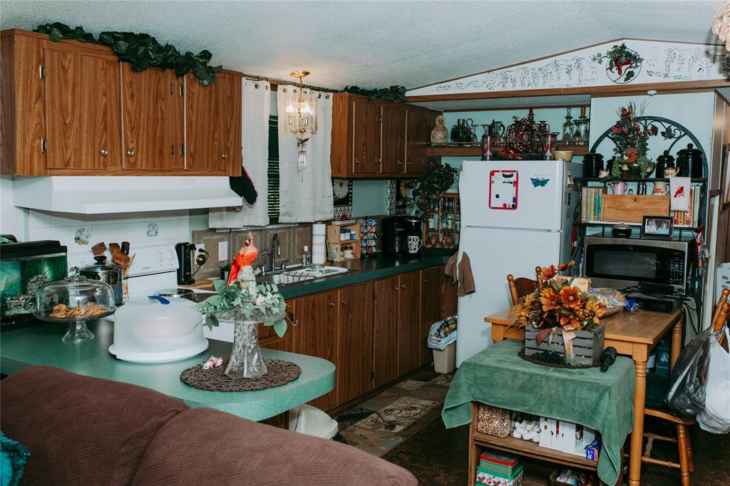 1609 County Road 2626 Property Photo 20