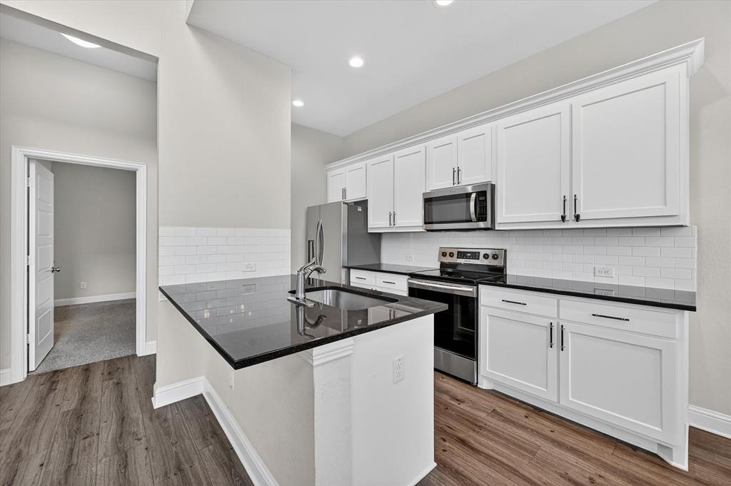 5407 Winged Foot Drive Property Photo 10