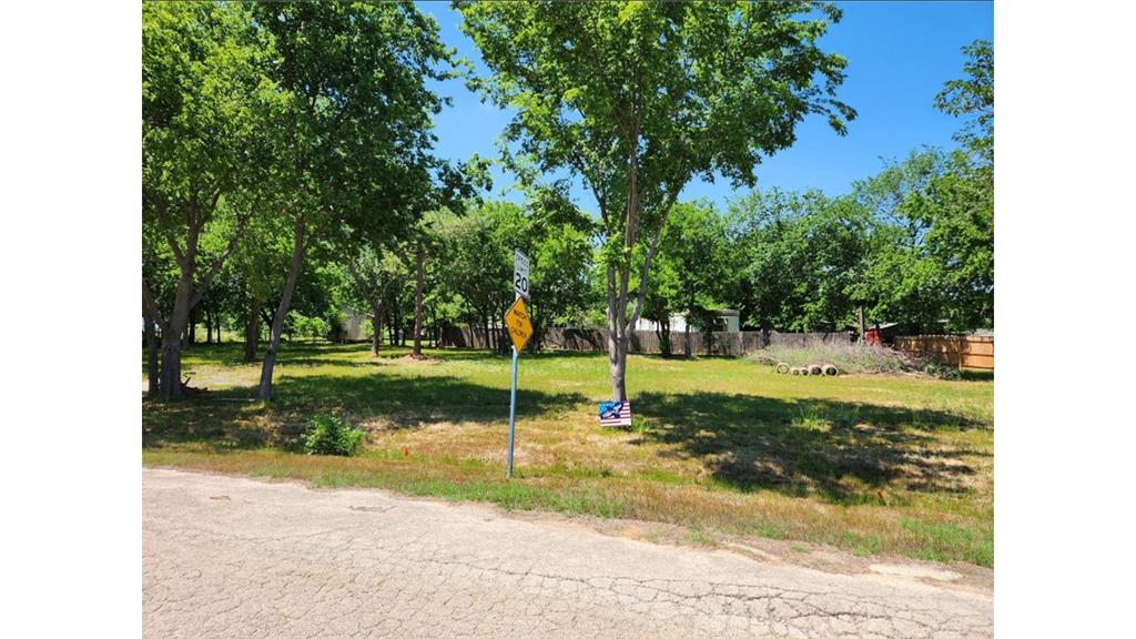 4251 Thousand Oaks Drive B Property Photo 1