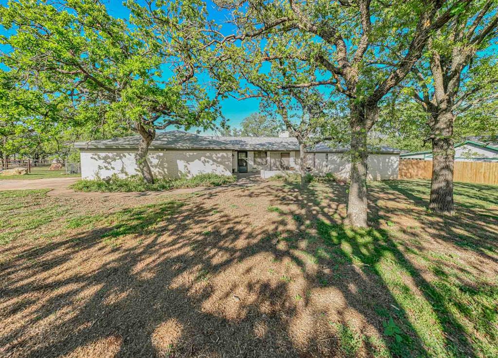 10325 County Road 197 Property Photo 5