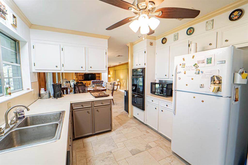 10325 County Road 197 Property Photo 23