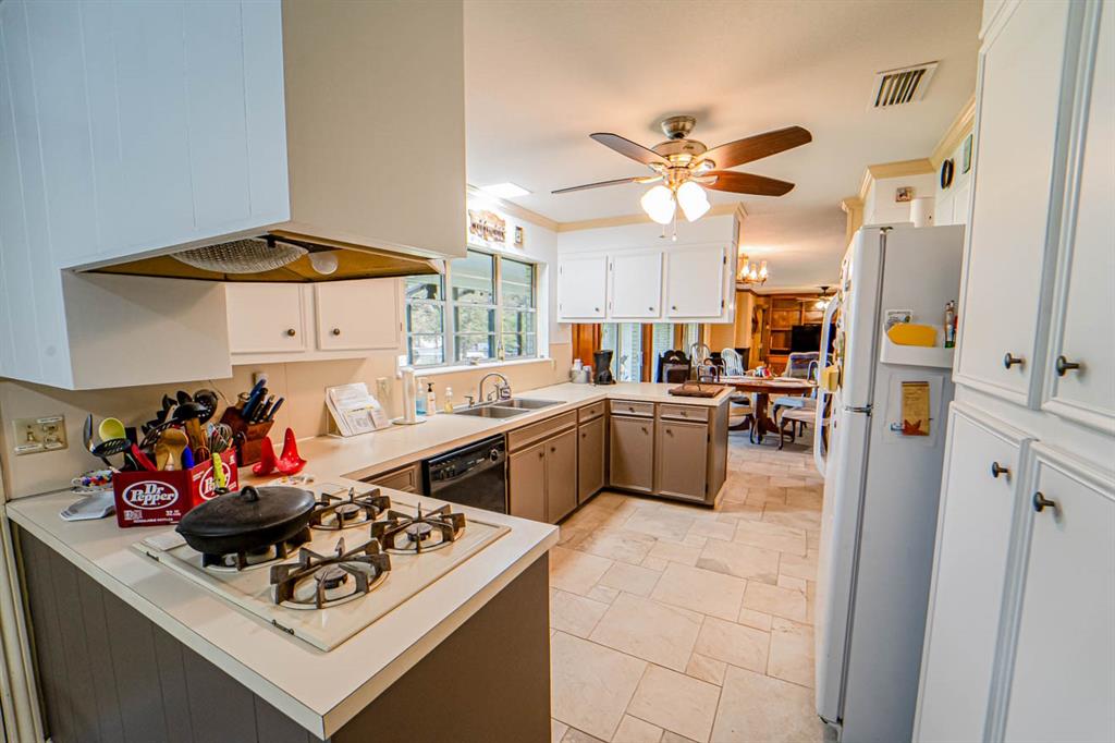10325 County Road 197 Property Photo 24