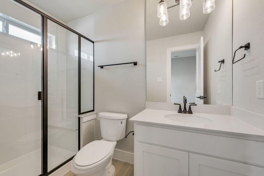 4121 Selborne Drive Property Photo 37