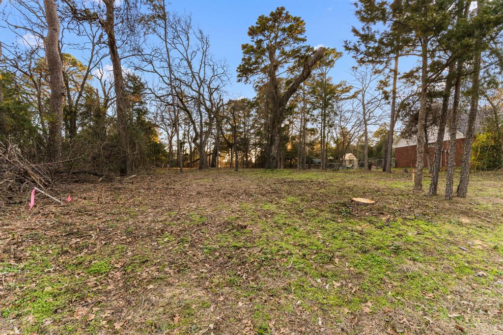 16029 Cumberland Way Property Photo 2