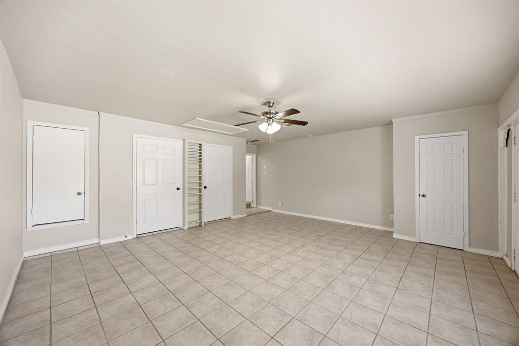 709 Flagstone Way Property Photo 17