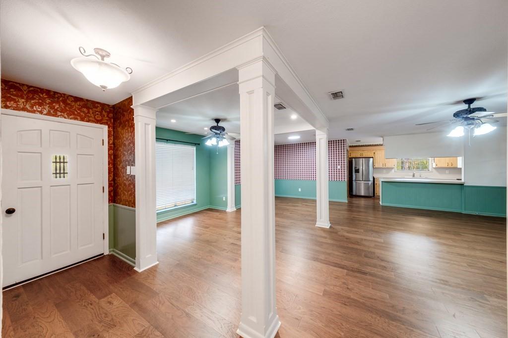 1112 Swanson Drive Property Photo 3