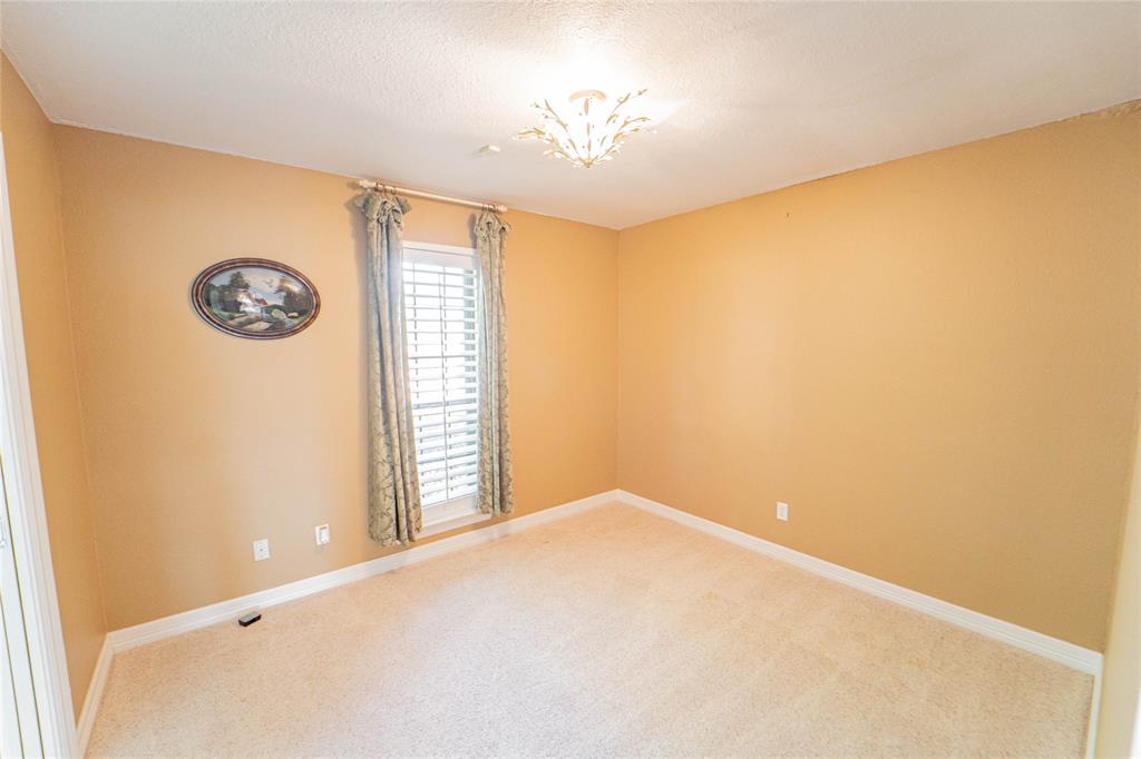 8 Chaparral Lane Property Photo 24