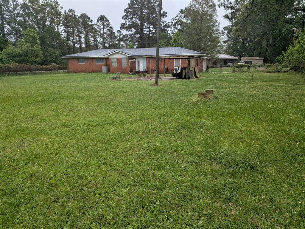 2009 County Road 4619 Property Photo 6