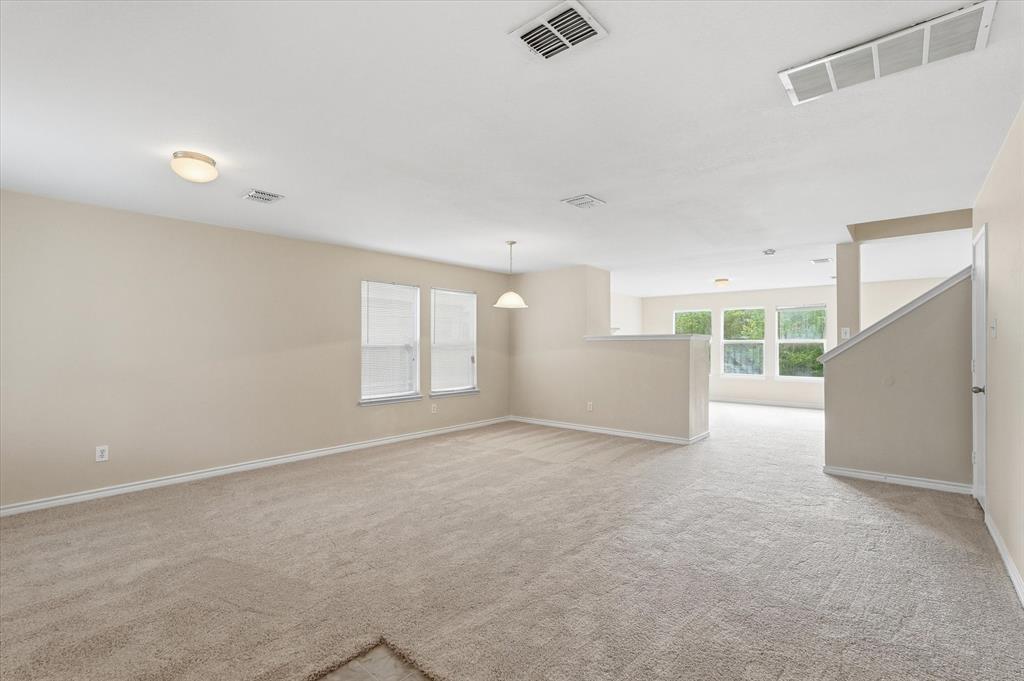 3009 Dusty Oak Drive Property Photo 4