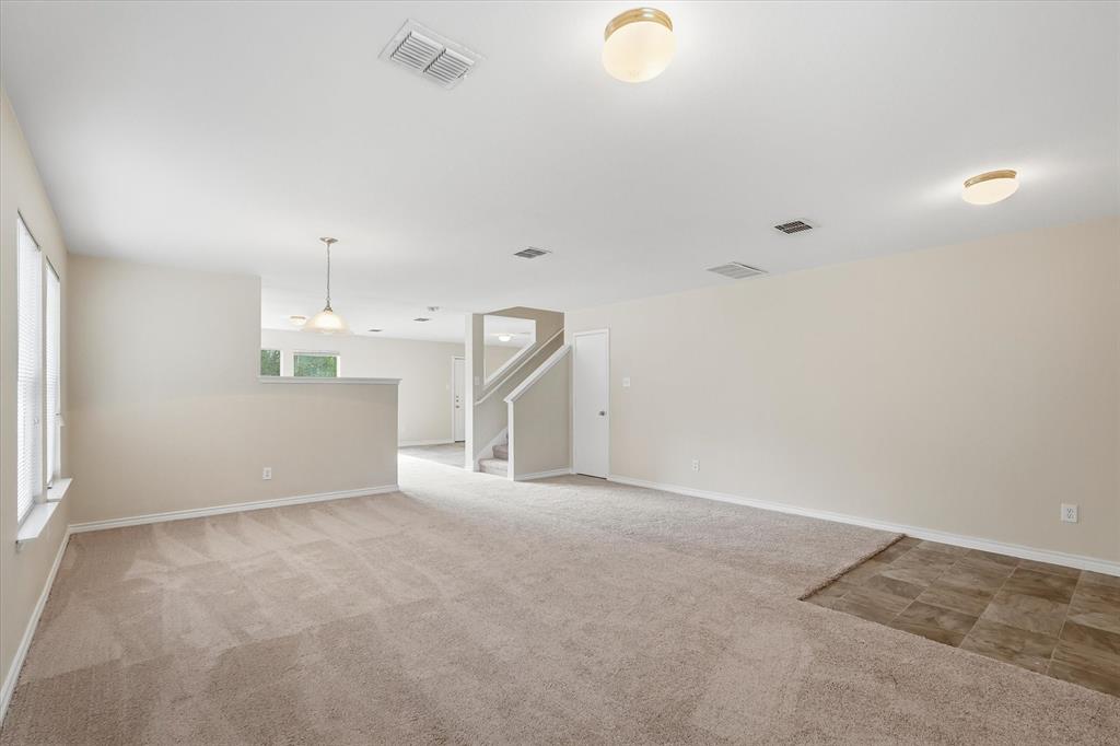 3009 Dusty Oak Drive Property Photo 5