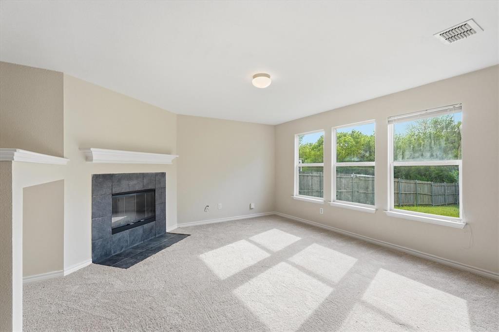3009 Dusty Oak Drive Property Photo 7