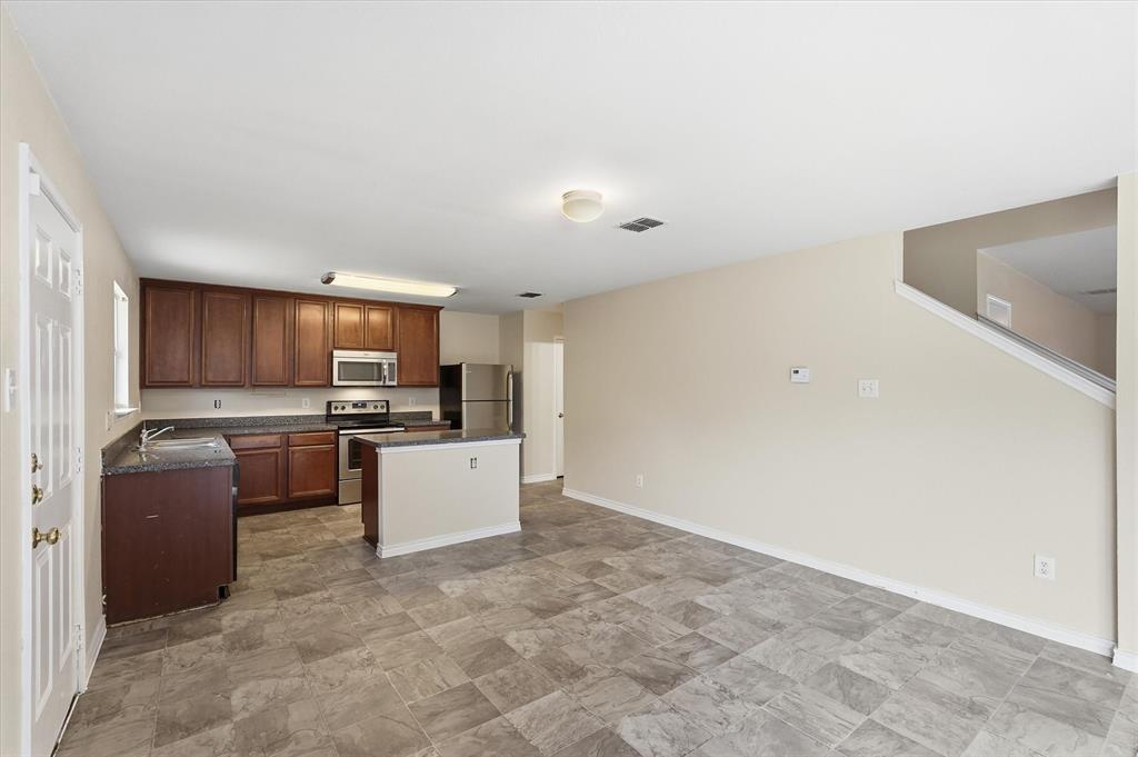 3009 Dusty Oak Drive Property Photo 10