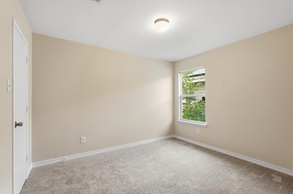 3009 Dusty Oak Drive Property Photo 23