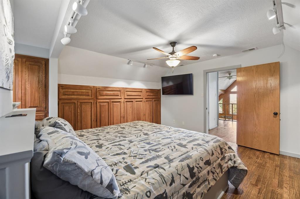 86 Queens Drive Property Photo 18