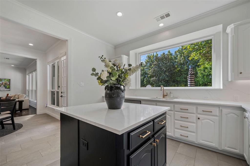 4405 Biscayne Drive Property Photo 8