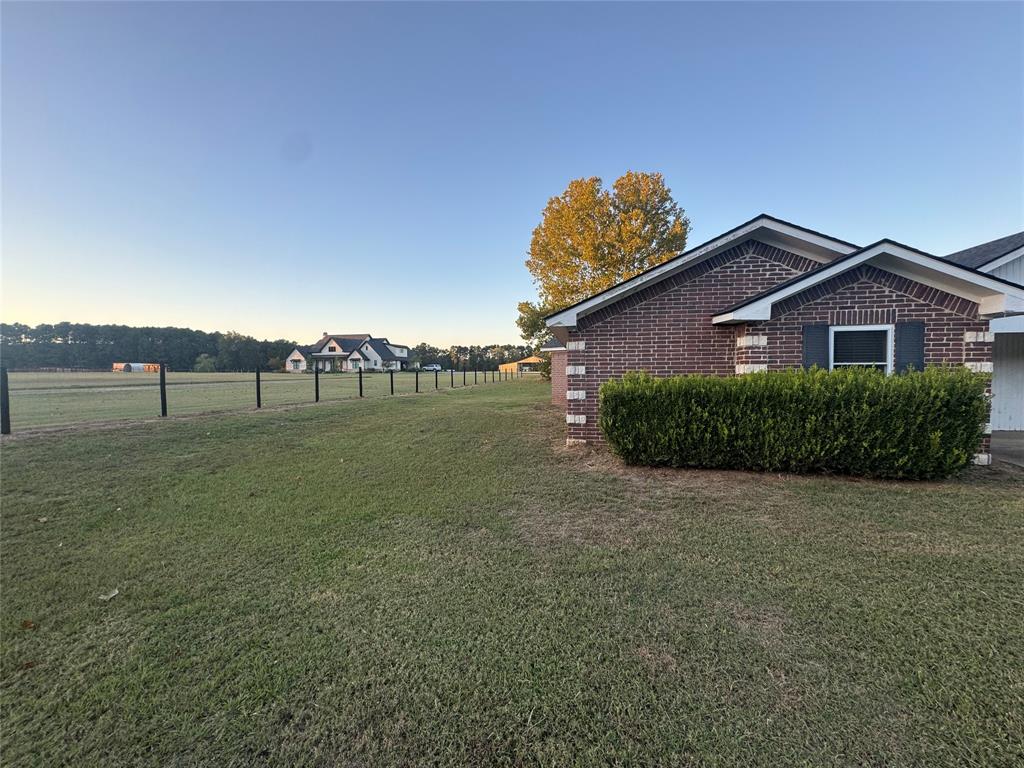 475 Acorn Trail Property Photo 4