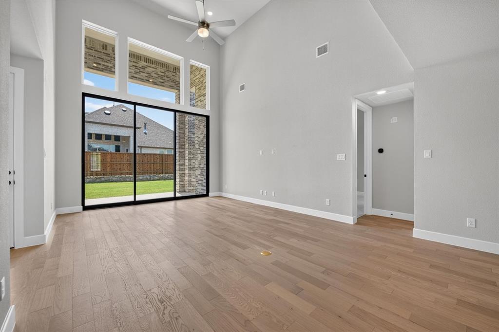 2631 Harvest Lane Property Photo 6
