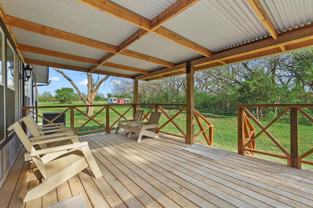 1604 County Rd 4040 Property Photo 5