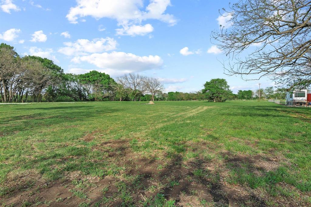 1604 County Rd 4040 Property Photo 35